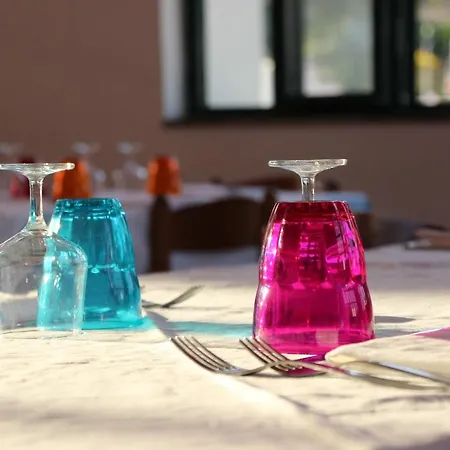 Le Querce فندق بونسا